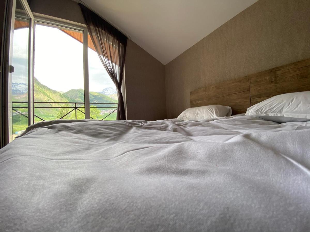 Uptown Boutique Kazbegi Hotel Exterior photo