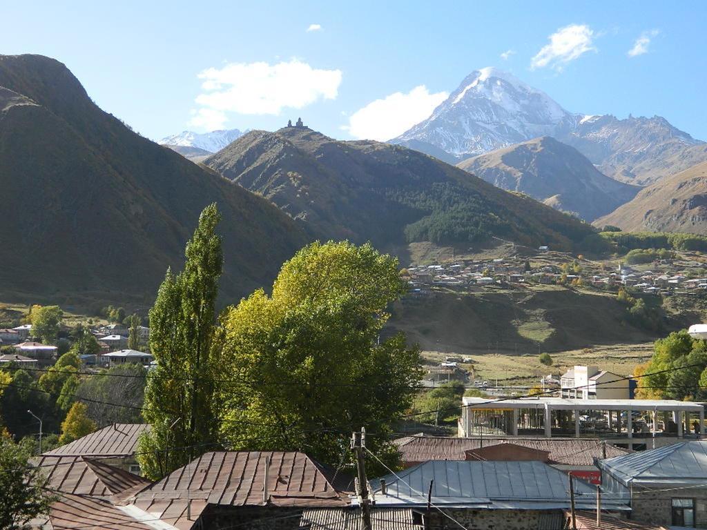 Uptown Boutique Kazbegi Hotel Exterior photo