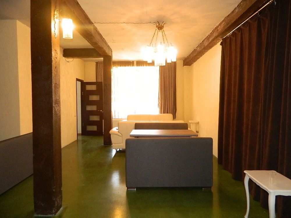 Uptown Boutique Kazbegi Hotel Exterior photo